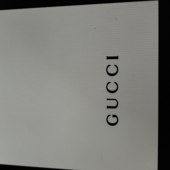 Ladies stainless steel, Gucci watch - Picture 3 of 6